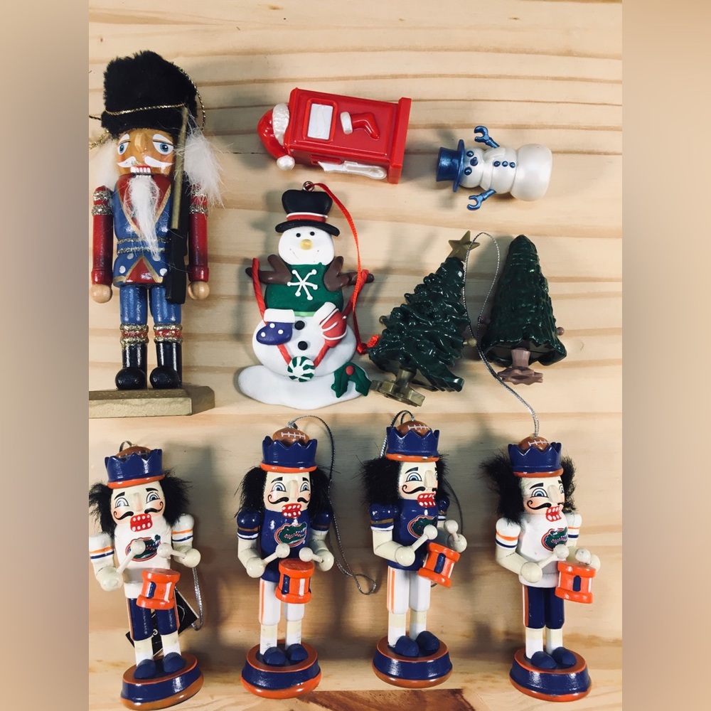 Florida Gators Nutcracker Ornaments Set of 4 Collectible. Snowman Christmas